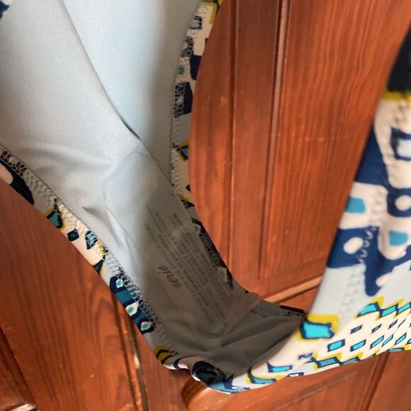 Aerie New Cut Out Halter Blue Yellow Geometric One Piece Swimsuit Size XL - Picture 3 of 6